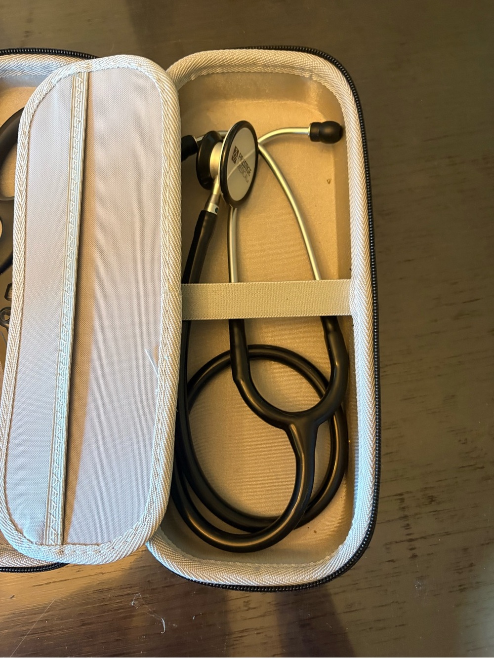 Bovke Medical Case with Instruments - Picture 9 of 9
